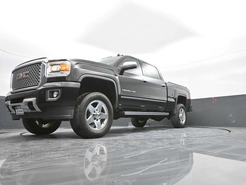 2015 GMC Sierra 2500HD Denali