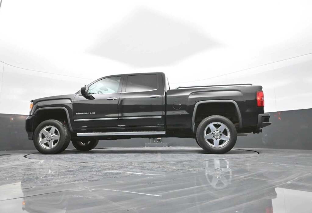 2015 GMC Sierra 2500HD Denali