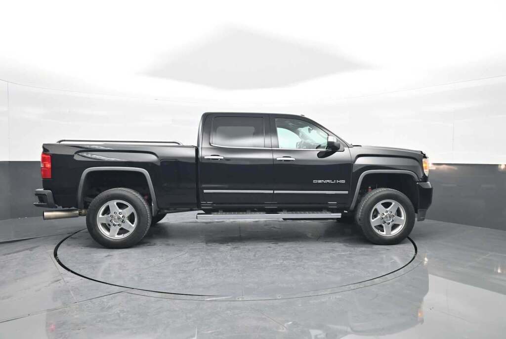2015 GMC Sierra 2500HD Denali