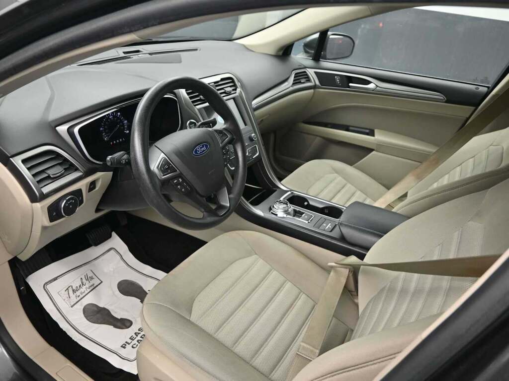 2019 Ford Fusion Hybrid SE