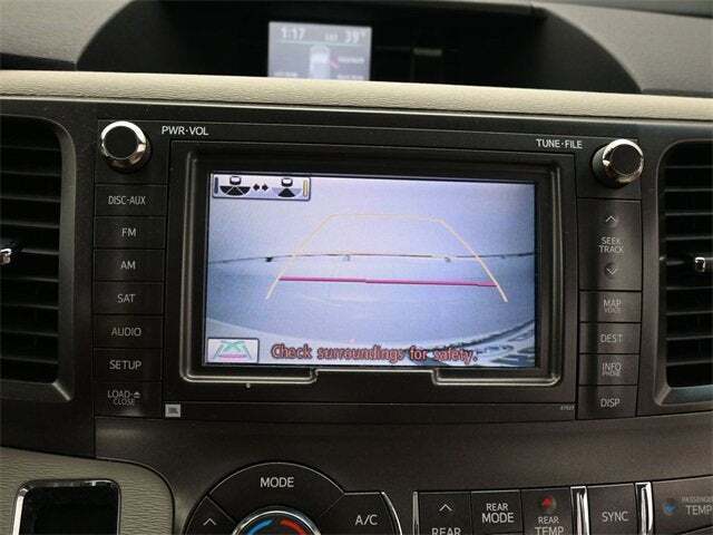 2011 Toyota Sienna XLE