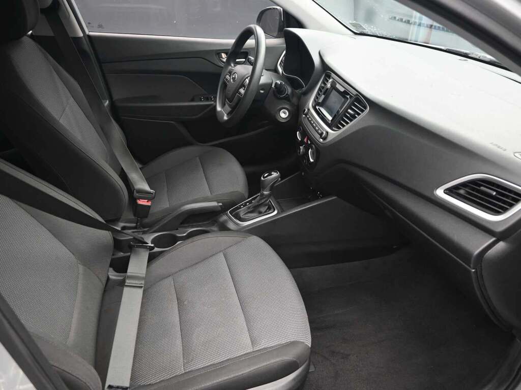 2019 Hyundai Accent SE