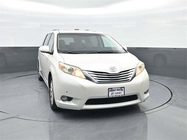 2011 Toyota Sienna XLE