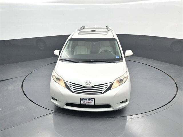 2011 Toyota Sienna XLE