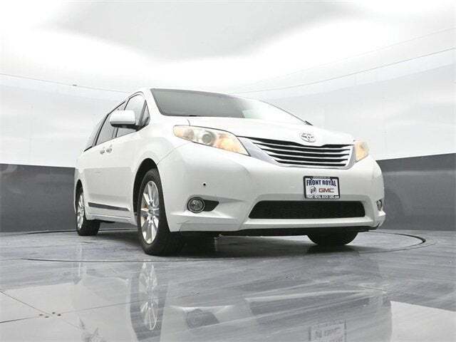 2011 Toyota Sienna XLE