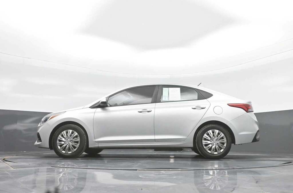 2019 Hyundai Accent SE