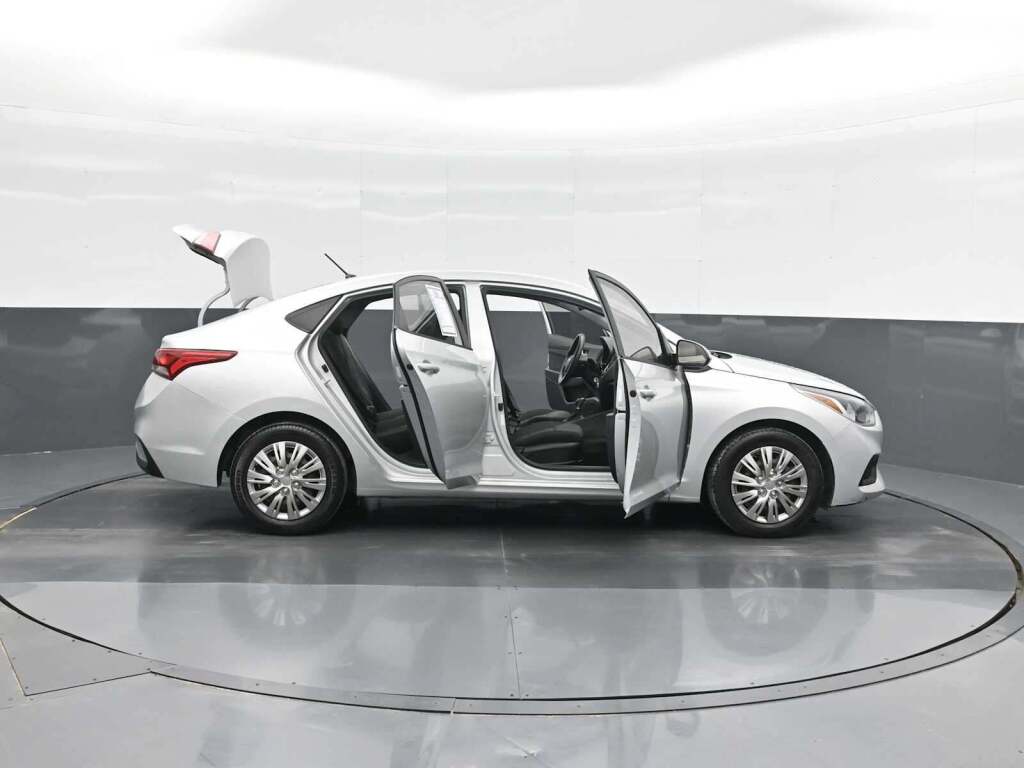 2019 Hyundai Accent SE