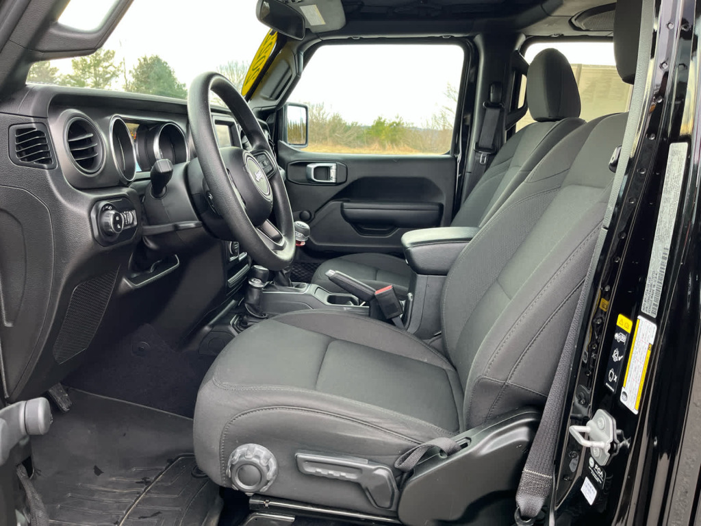 2022 Jeep Gladiator Sport 4x4