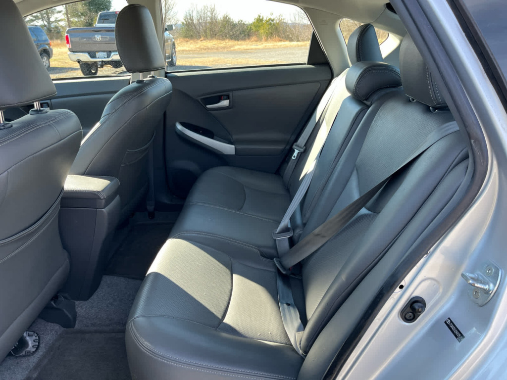 2010 Toyota Prius II