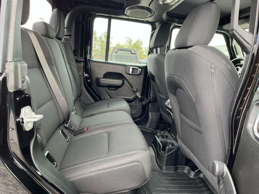 2022 Jeep Gladiator Sport 4x4