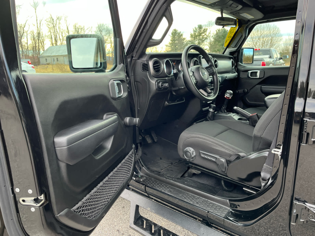 2022 Jeep Gladiator Sport 4x4