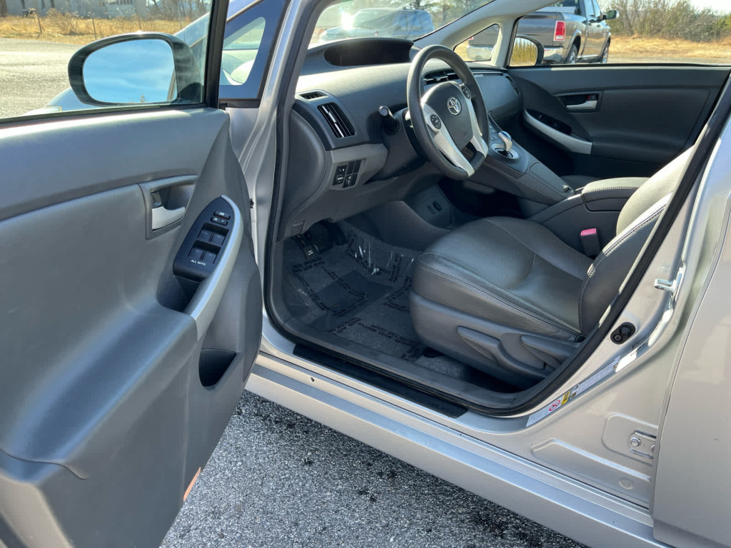 2010 Toyota Prius II