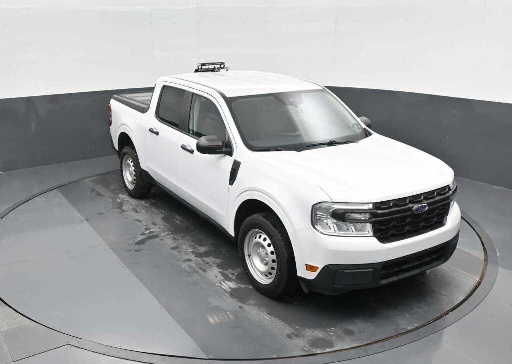 2022 Ford Maverick XL