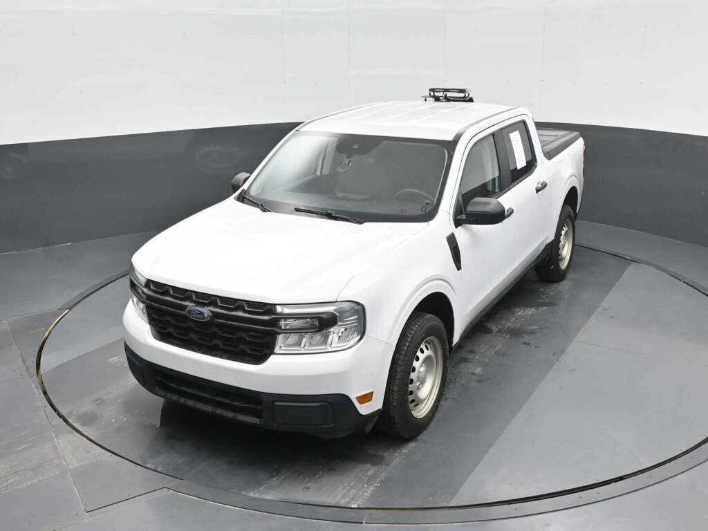 2022 Ford Maverick XL