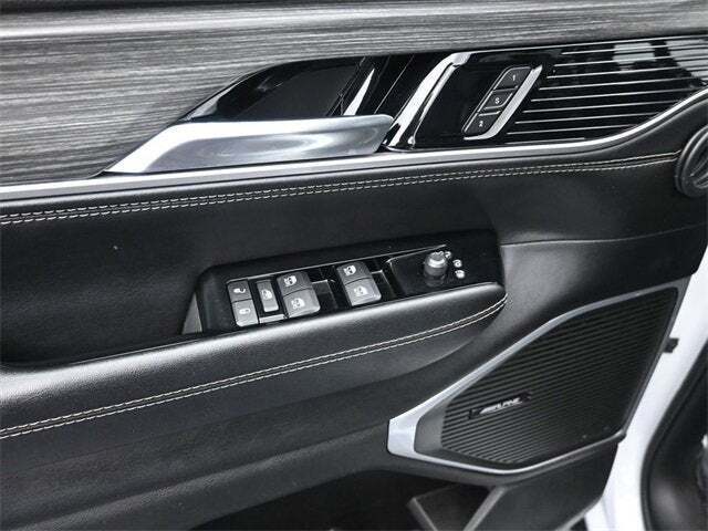 2023 Jeep Wagoneer L Series III 4x4