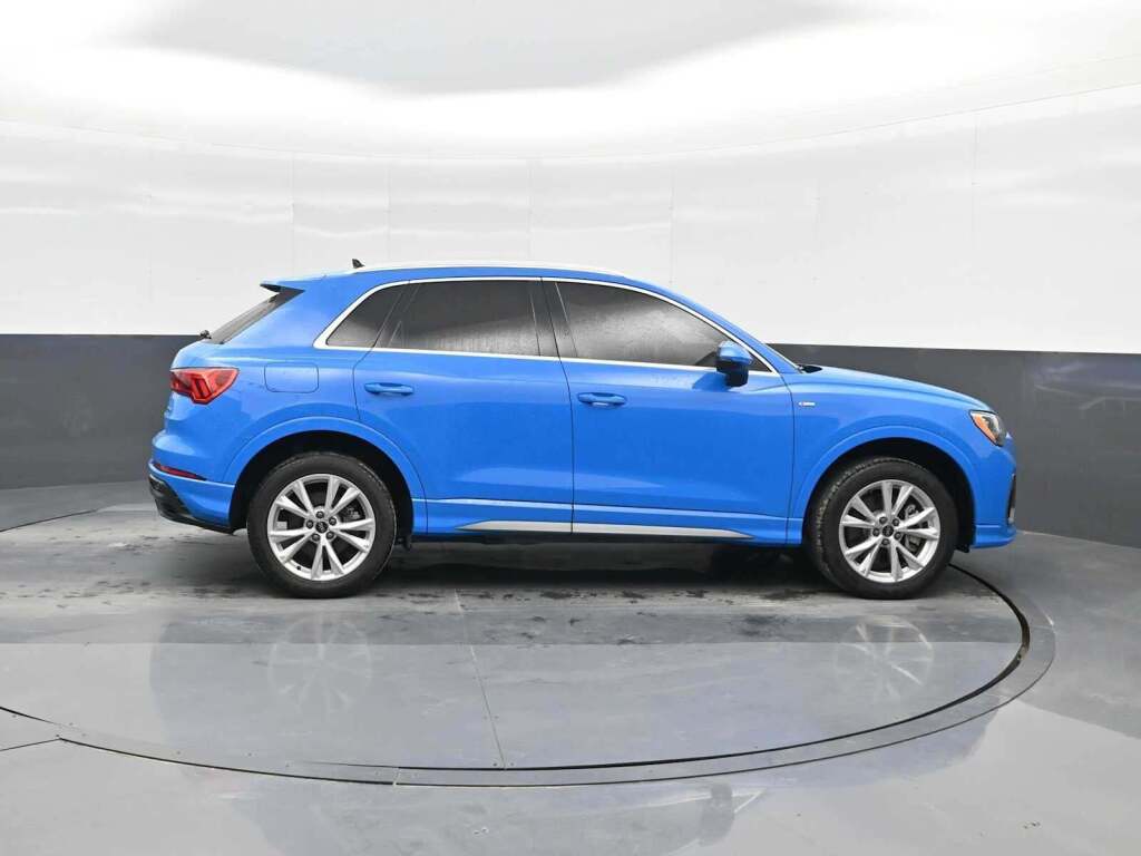 2022 Audi Q3 Premium 45 TFSI S line quattro Tiptronic
