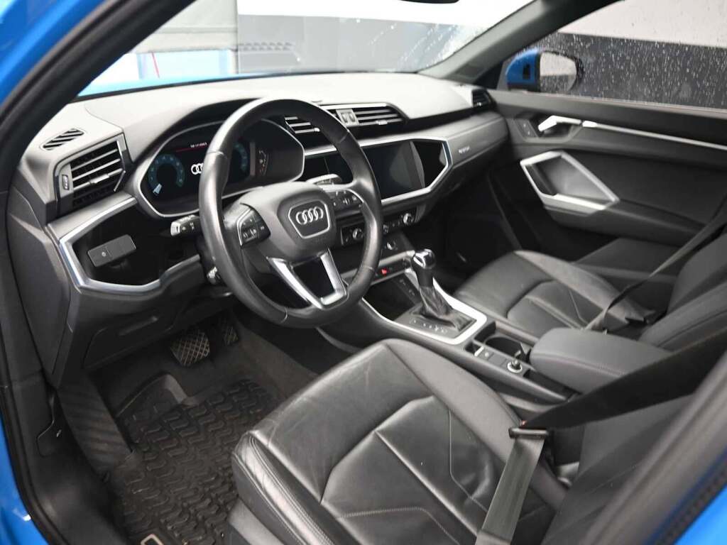 2022 Audi Q3 Premium 45 TFSI S line quattro Tiptronic
