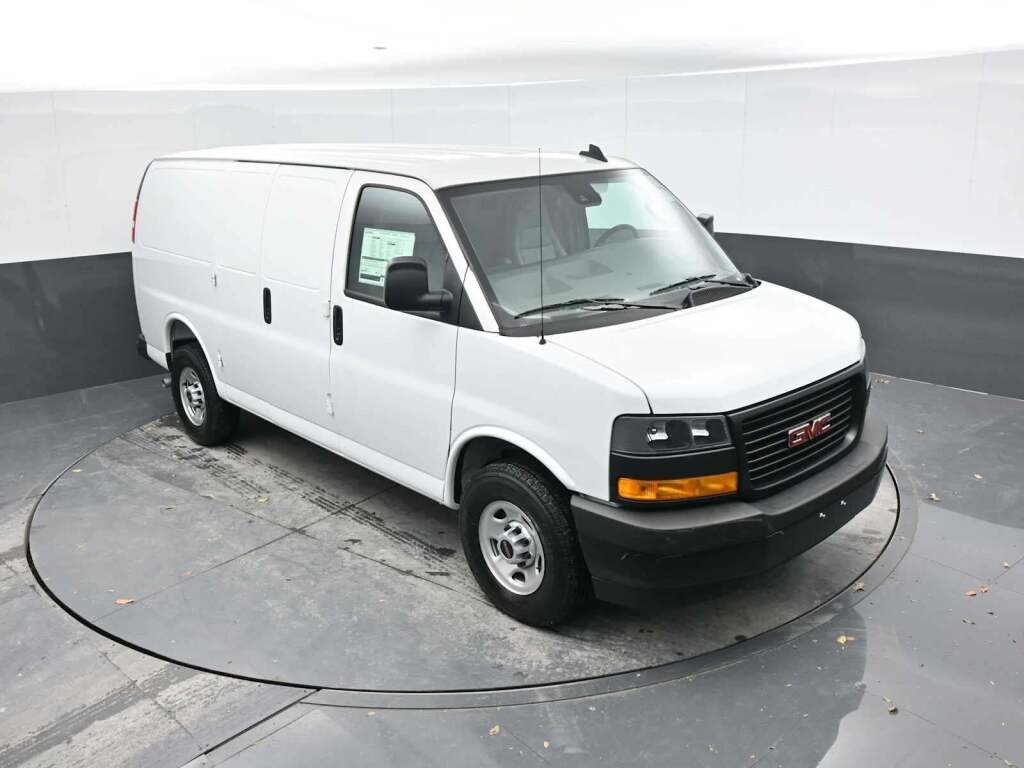 2025 GMC Savana 2500 Work Van