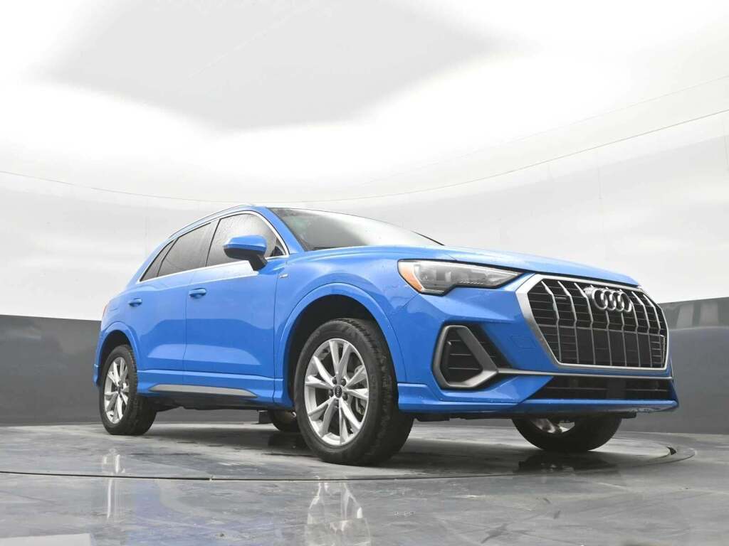 2022 Audi Q3 Premium 45 TFSI S line quattro Tiptronic
