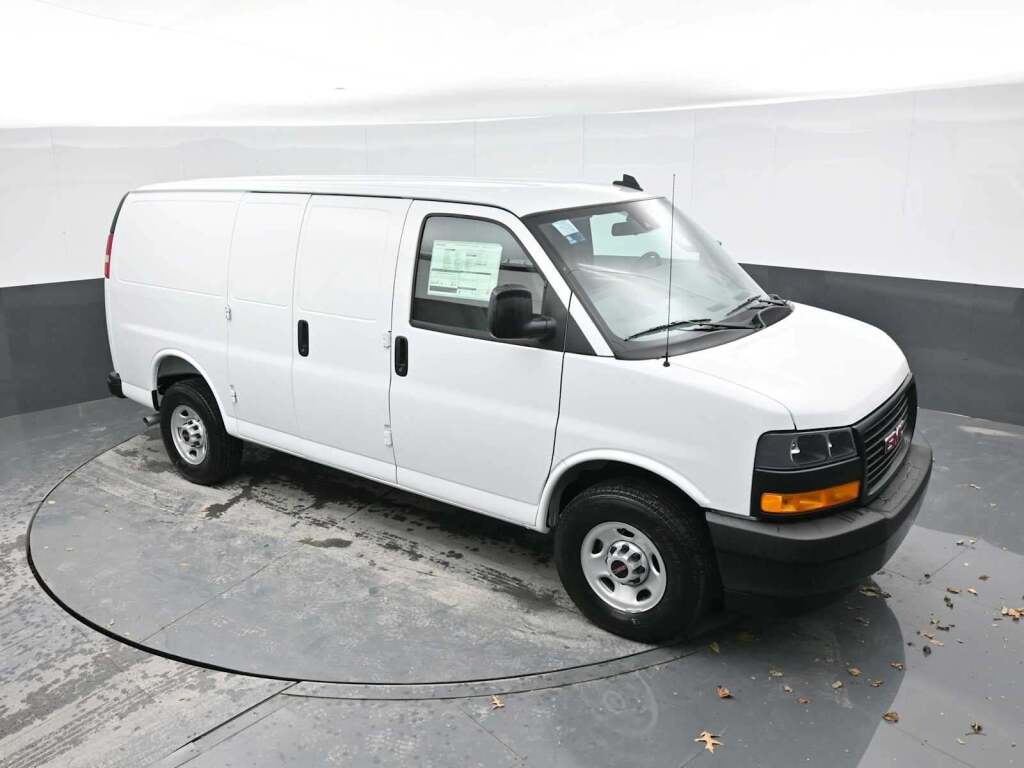 2025 GMC Savana 2500 Work Van