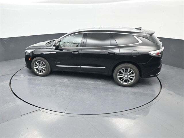 2022 Buick Enclave AWD Avenir