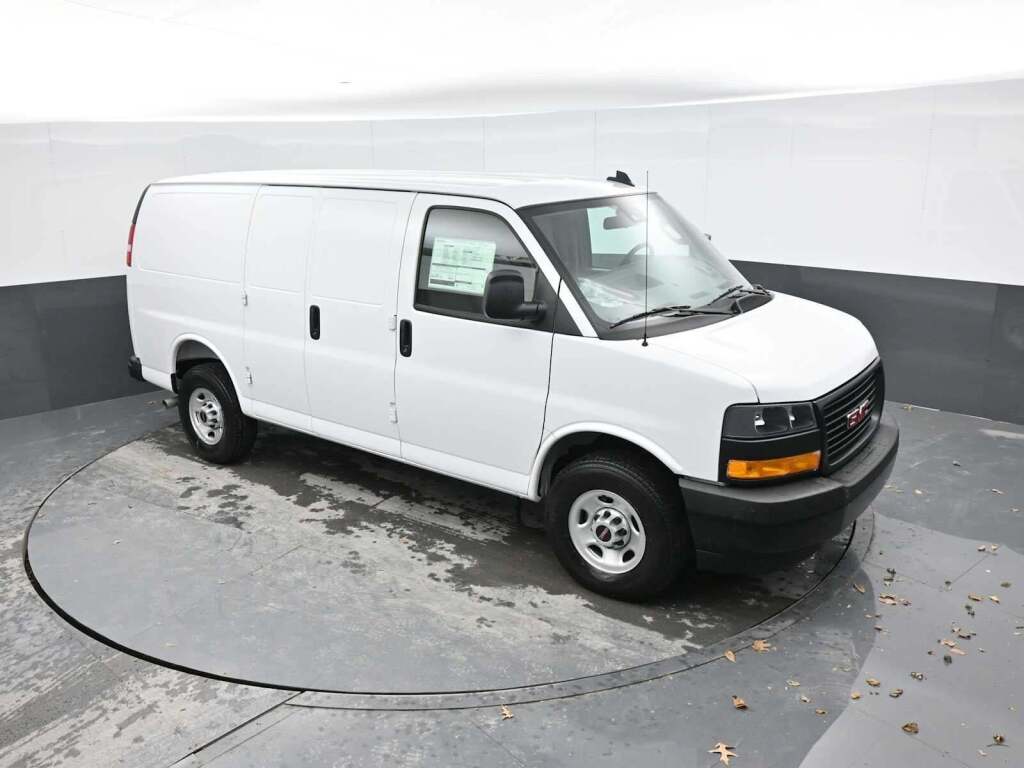 2025 GMC Savana 2500 Work Van