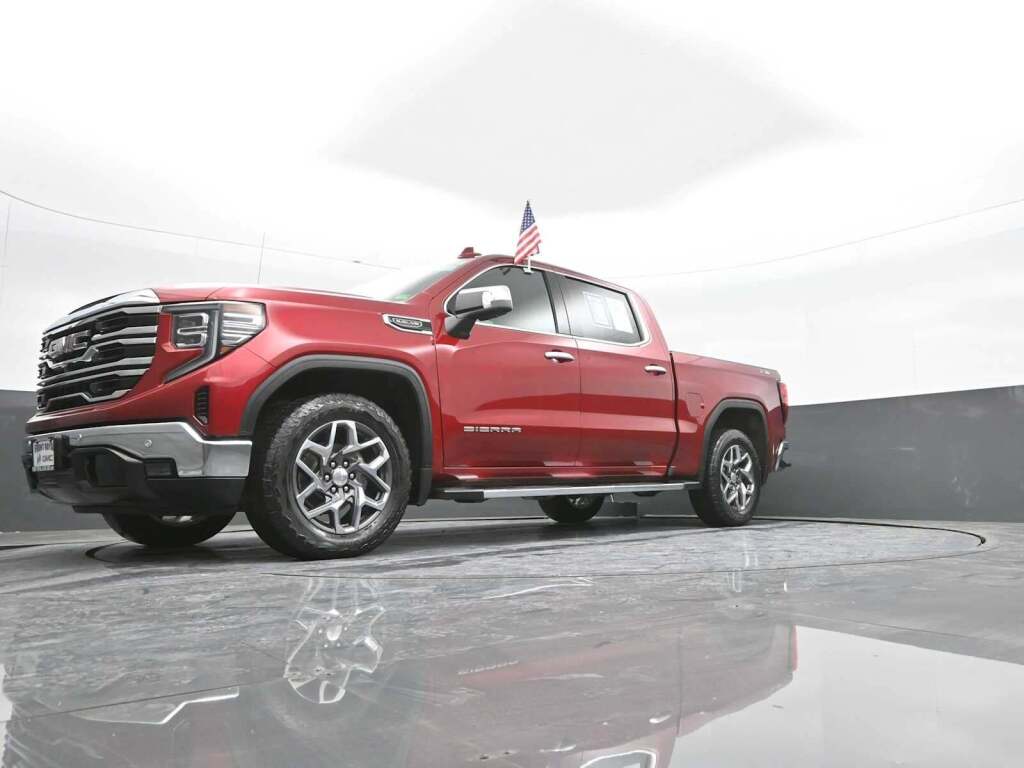 2022 GMC Sierra 1500 SLT