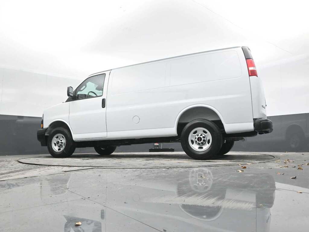 2025 GMC Savana 2500 Work Van