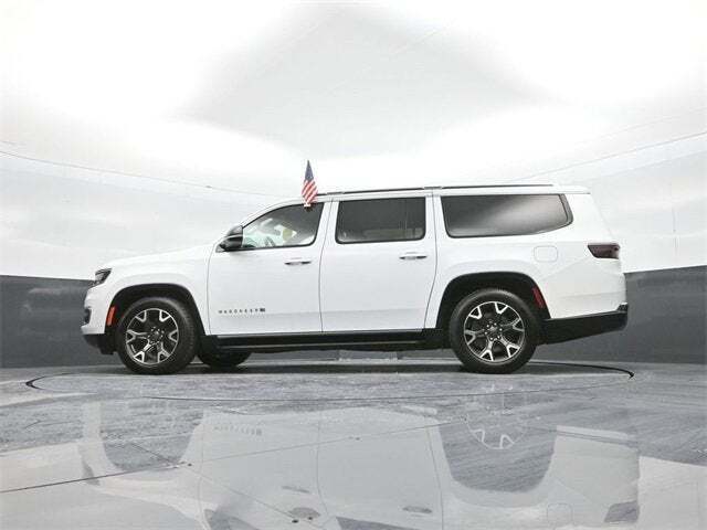 2023 Jeep Wagoneer L Series III 4x4