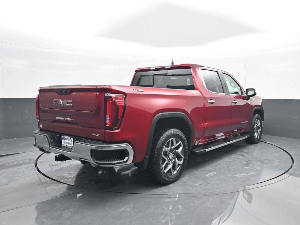 2022 GMC Sierra 1500 SLT