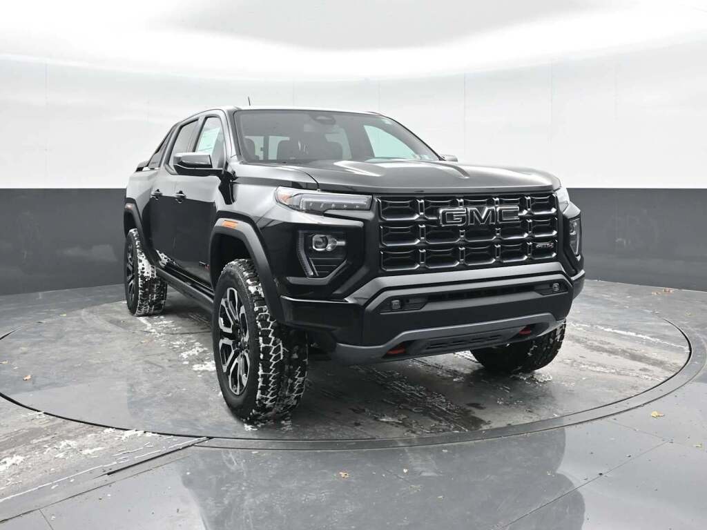 2026 GMC Canyon AT4 4WD