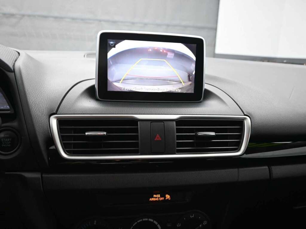 2016 Mazda Mazda3 i Sport