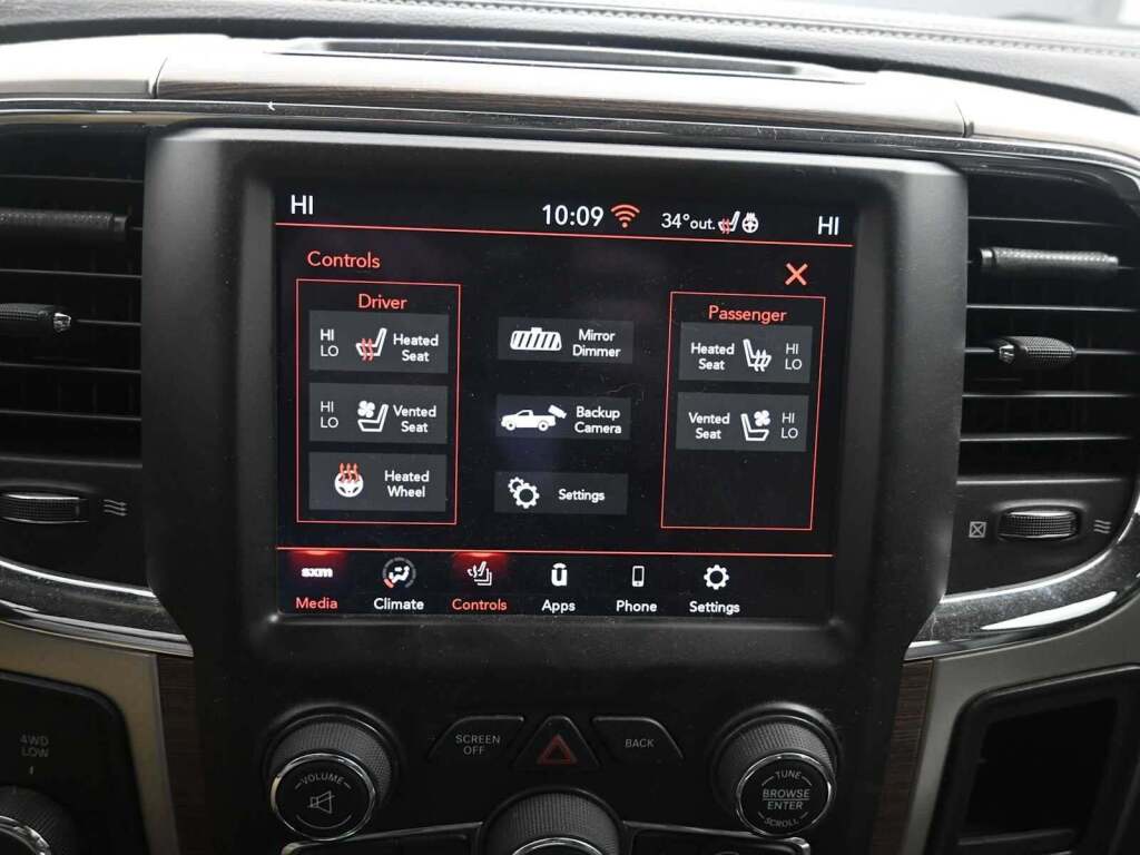 2018 Ram 2500 Laramie Crew Cab 4x4 6'4" Box