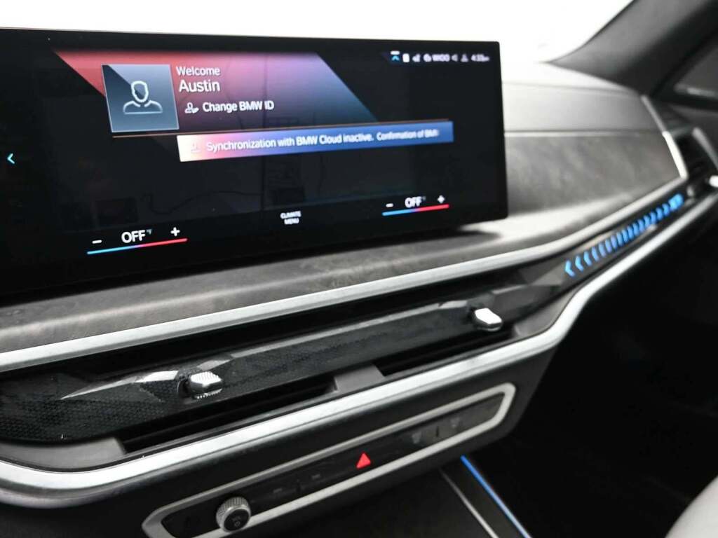 2023 BMW X7 xDrive40i