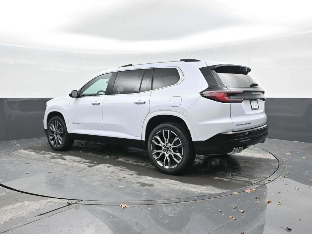 2026 GMC Acadia Denali Ultimate AWD