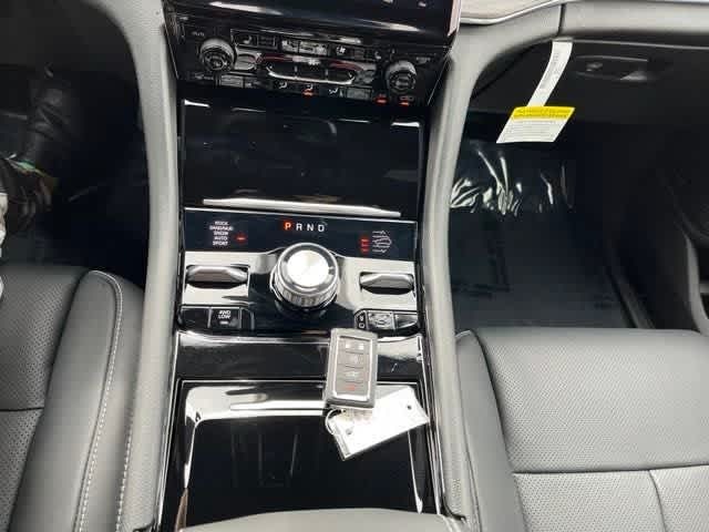 2025 Jeep Grand Cherokee L Overland 4x4