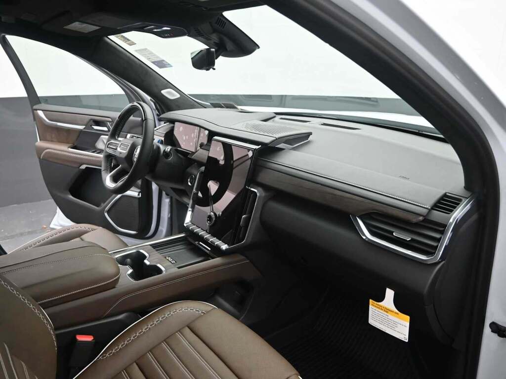 2026 GMC Acadia Denali Ultimate AWD