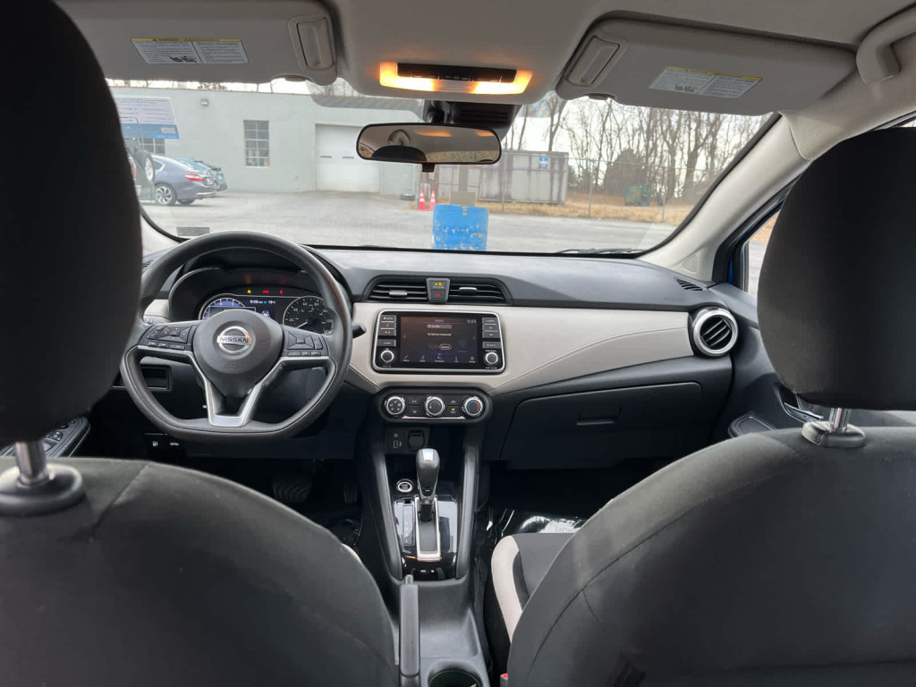 2021 Nissan Versa SV Xtronic CVT