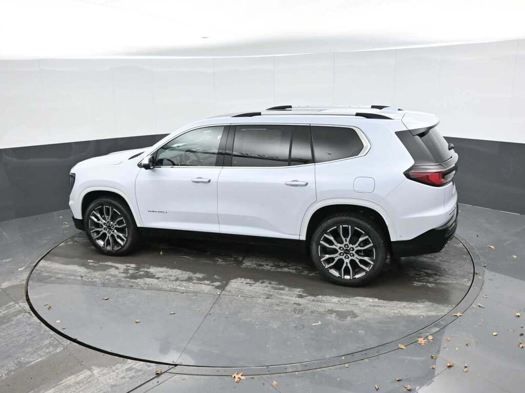 2026 GMC Acadia Denali Ultimate AWD