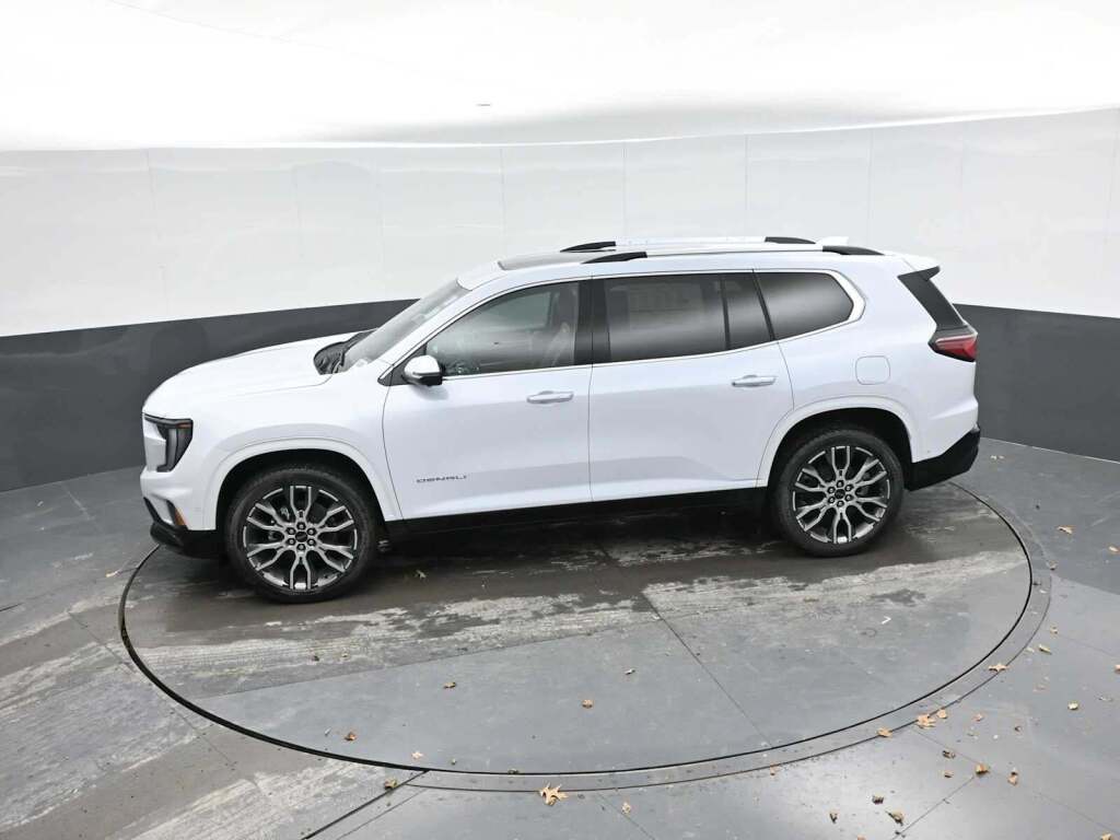 2026 GMC Acadia Denali Ultimate AWD