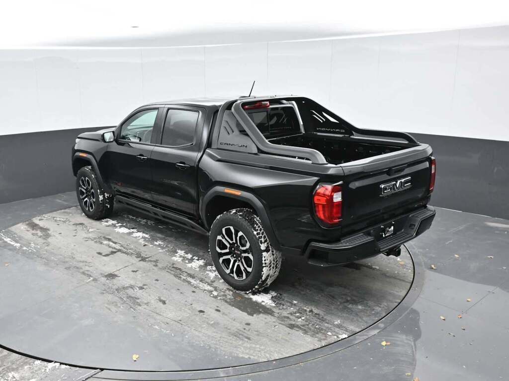 2026 GMC Canyon AT4 4WD