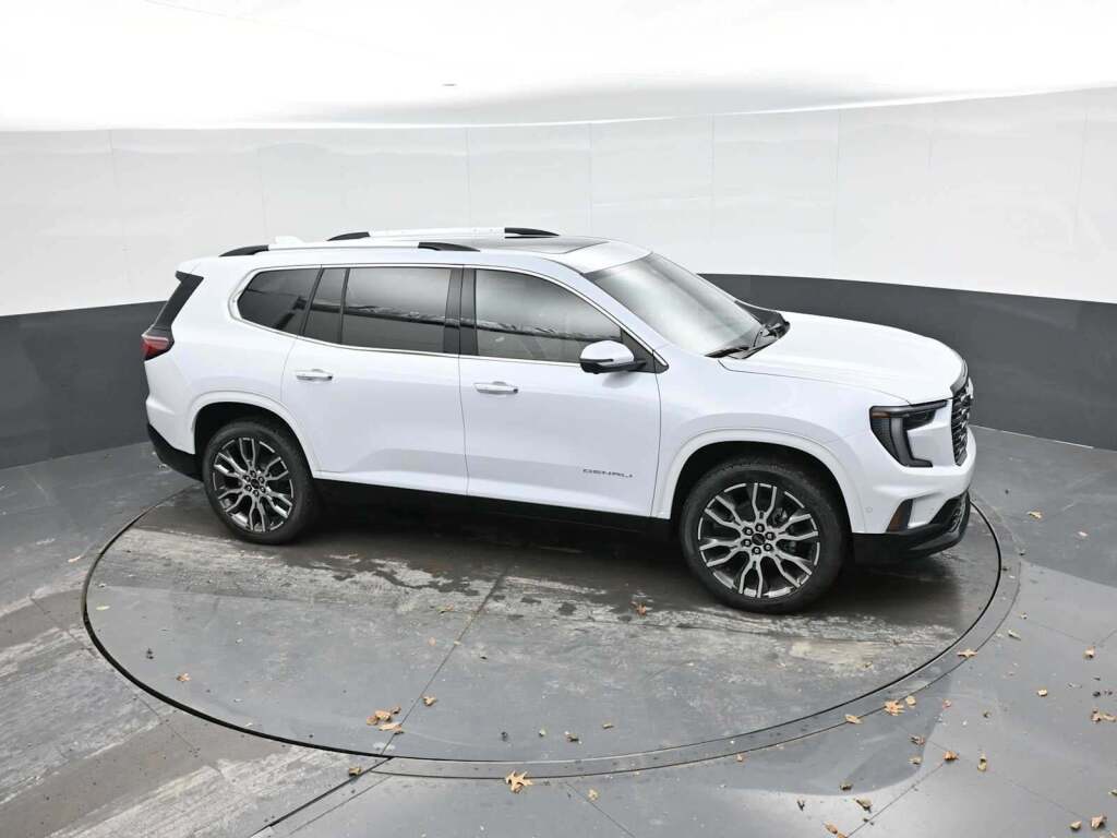 2026 GMC Acadia Denali Ultimate AWD