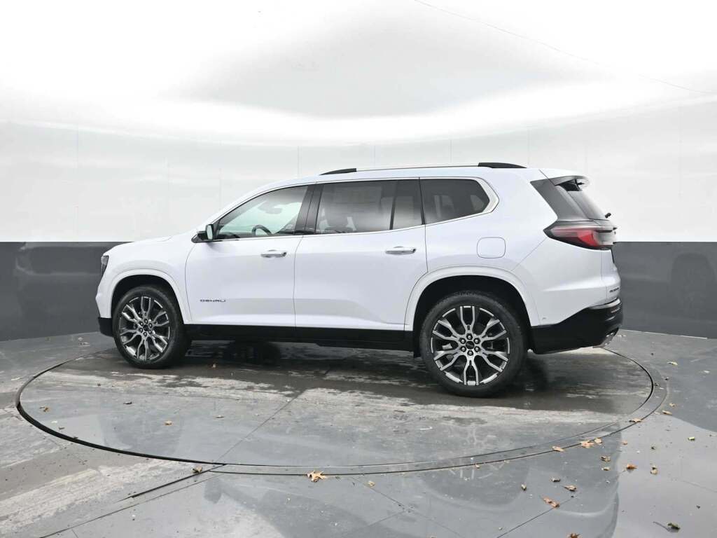 2026 GMC Acadia Denali Ultimate AWD