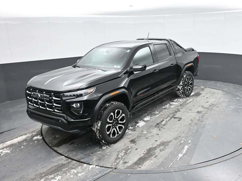 2026 GMC Canyon AT4 4WD