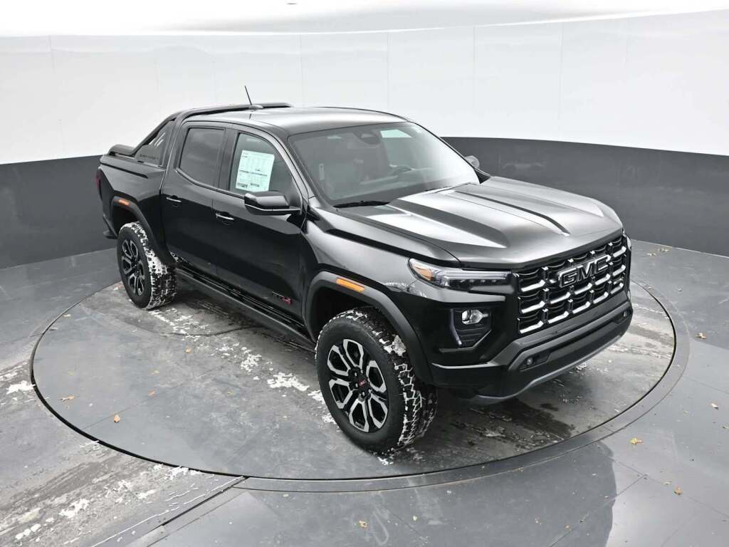 2026 GMC Canyon AT4 4WD