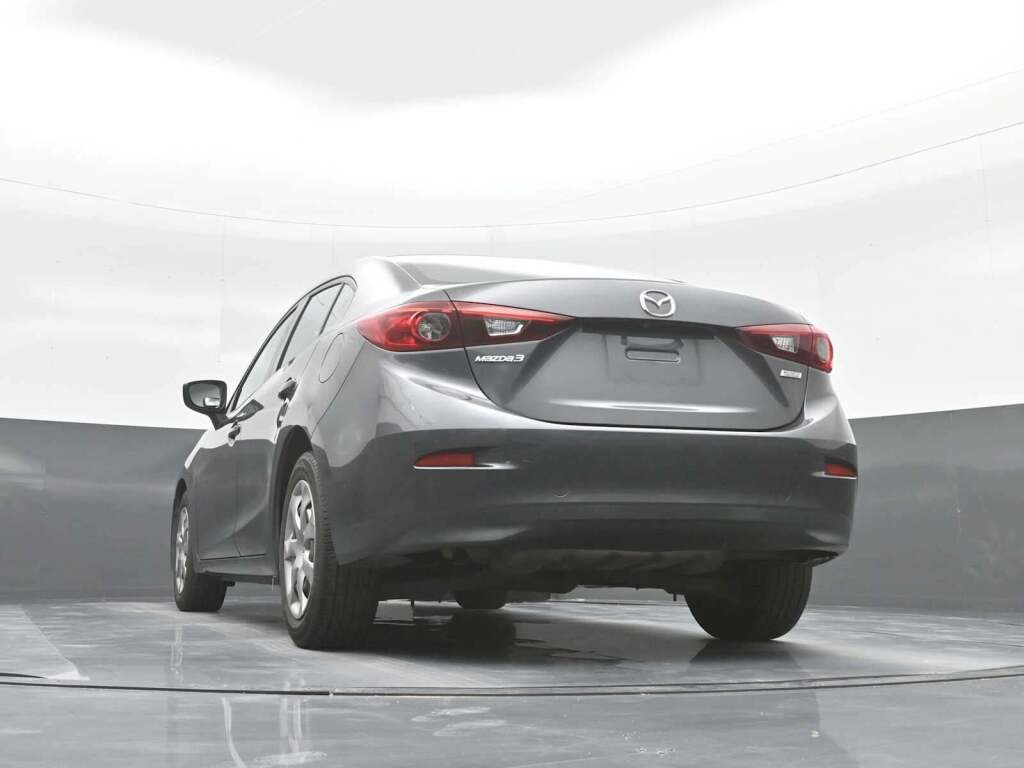 2016 Mazda Mazda3 i Sport