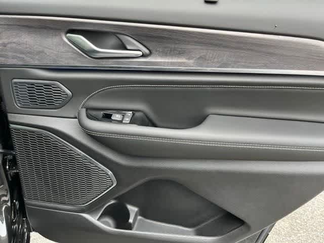 2025 Jeep Grand Cherokee L Overland 4x4