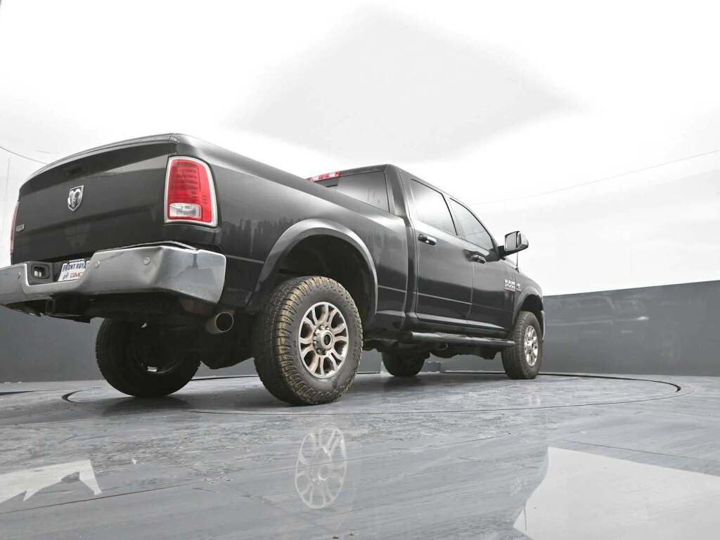 2018 Ram 2500 Laramie Crew Cab 4x4 6'4" Box