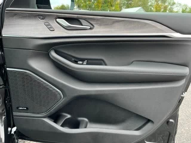 2025 Jeep Grand Cherokee L Overland 4x4