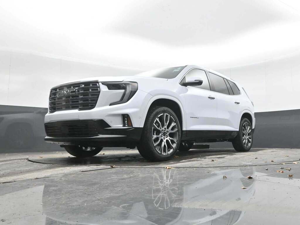2026 GMC Acadia Denali Ultimate AWD